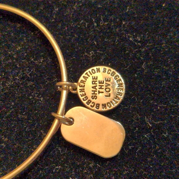 ❤️ BCB Generation Share The Love Bracelet - Picture 2 of 5